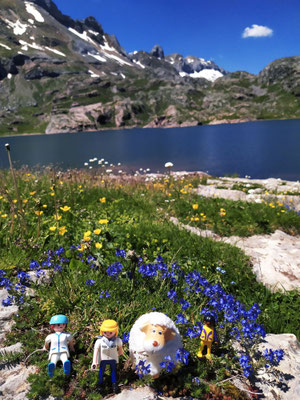 Lac d'Estaens, randonnée vallée d'Aspe non loin du Somport