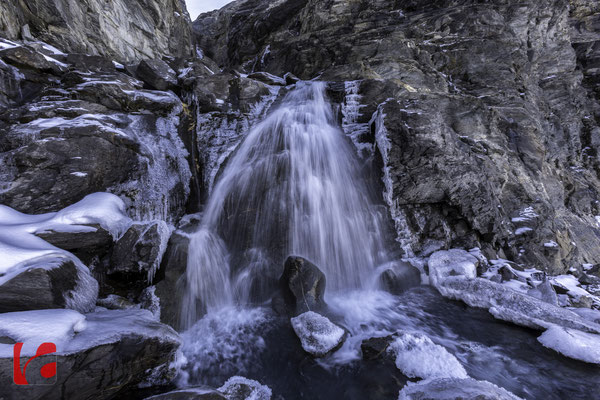 Wildstrubelbach im Spätherbst / frühen Winter