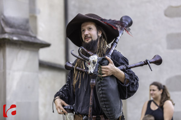 Mittelalterfest Zug 2019, Meril, am Dudelsack: Simon Schätti