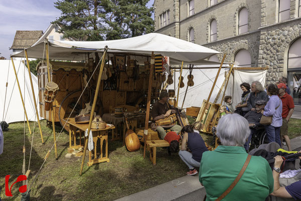 Mittelalterfest Zug 2019, Godefroy Brabant — Musikinstrumentenbauer