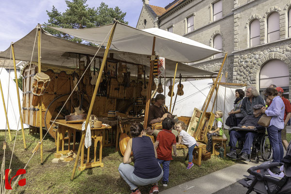 Mittelalterfest Zug 2019, Godefroy Brabant — Musikinstrumentenbauer