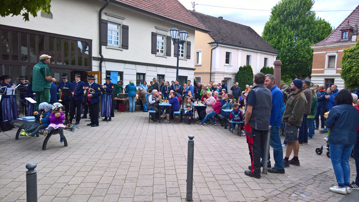 Maibaumstellen 2018