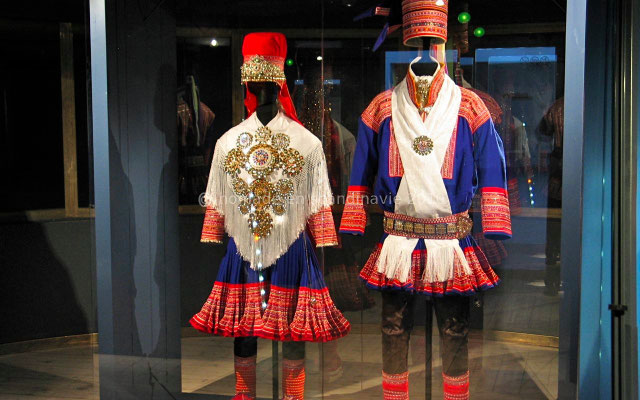 Musée Arktikum, costumes Sames