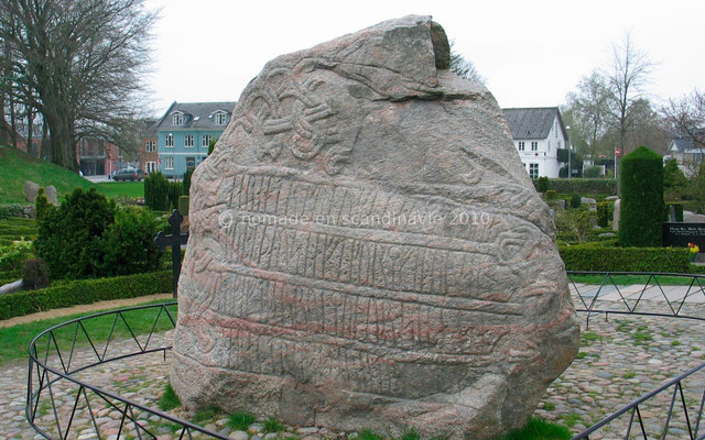Les pierres runiques de Jelling
