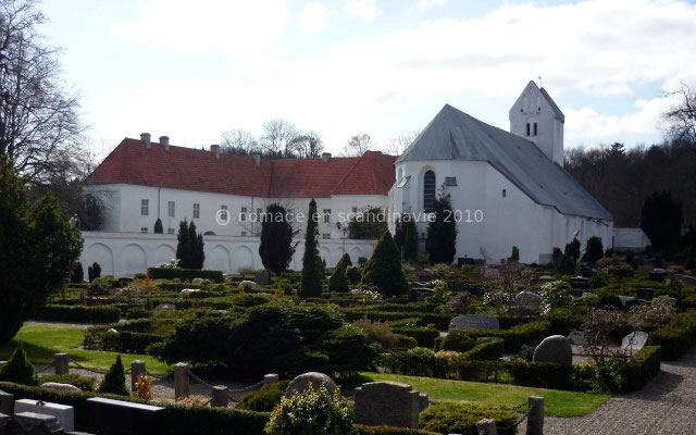 Eglise et château de Okshølm