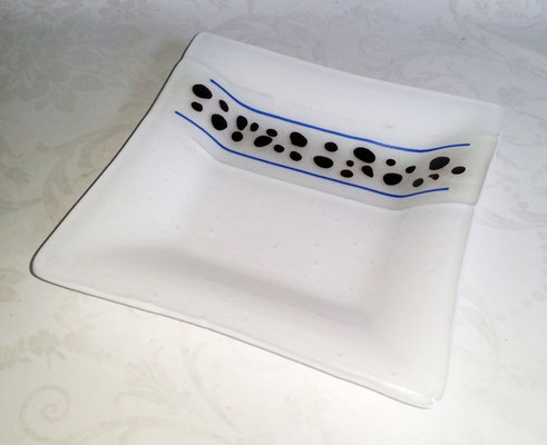 15 x 15 cm