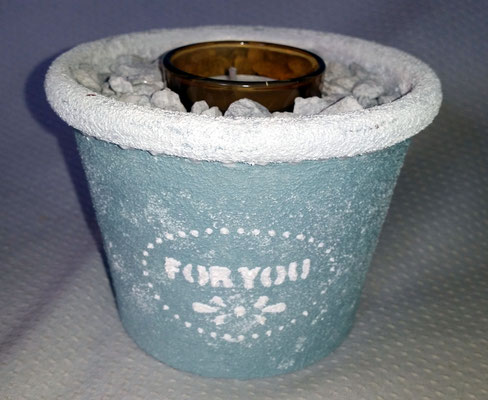 Durchmesser 12 cm - Höhe 9 cm      € 11,50