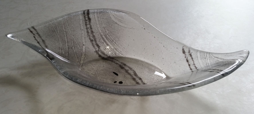 32 x 18 cm 