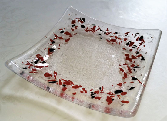 15 x 15 cm