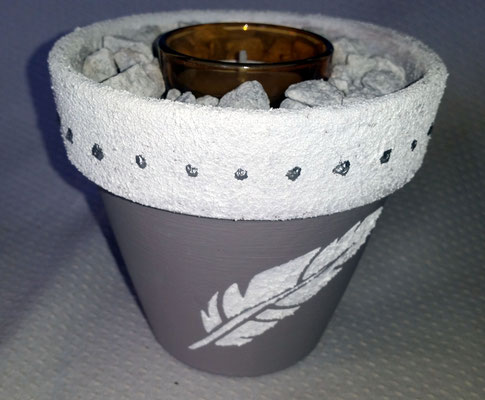 Durchmesser 11 cm - Höhe 10 cm      € 11,50