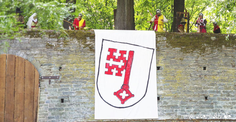 Damals wie heute omnipräsent: Das Wappen der Stadt Soest