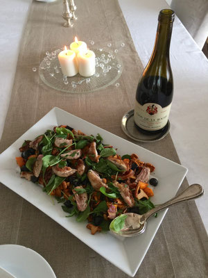 Quail salad with chantarelles by ZsL