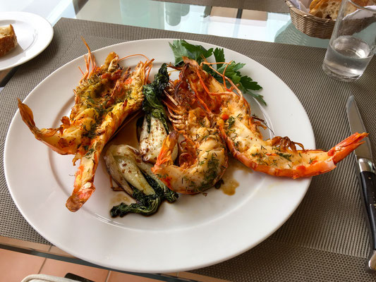 Grilled scampi with bok choy by ZsL
