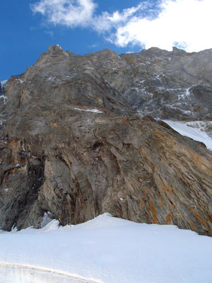 Vom Wandfuß aus 1200m nach oben