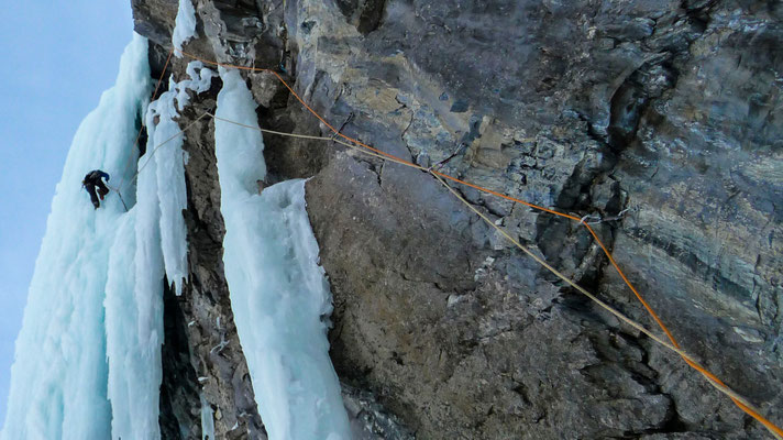 Mixed climbing in Field