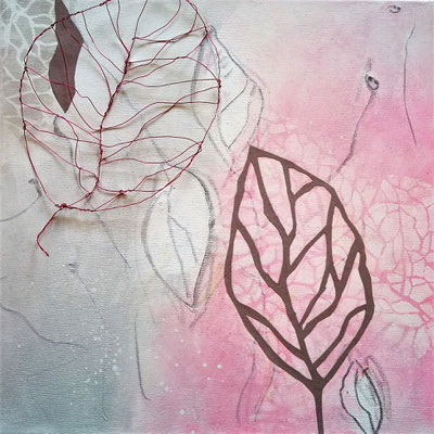 Blätter grau-rosa 2, Acryl auf LW mit Draht, 30 x 30 cm