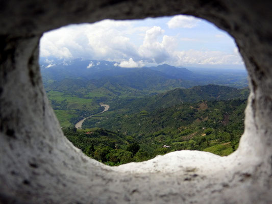 Blick auf den Rio Cauca - Zona Cafetera - Kolumbien - foto by chapoleratours