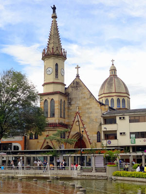 Plaza el Lago - Pereira - Kaffeezone - Kolumbien