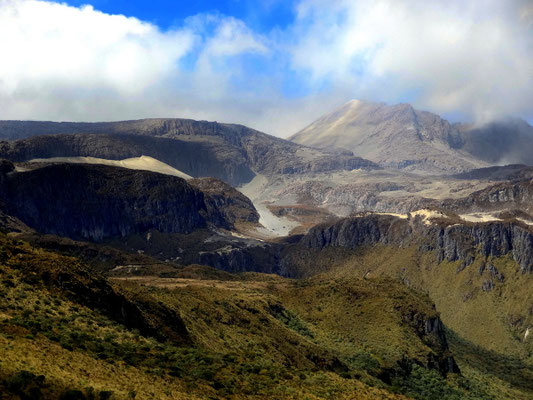 Paramo- Landschaft am Vulkan Nevado del Ruiz - foto by chapoleratours