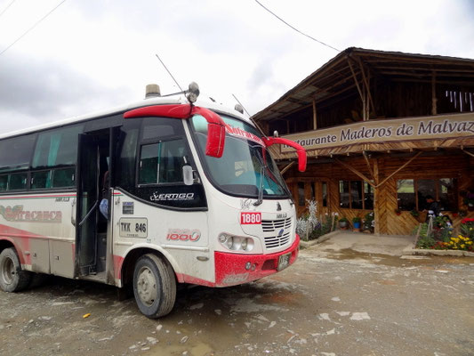 Typischer Bus auf der Strecke zwischen Inza und Popayan