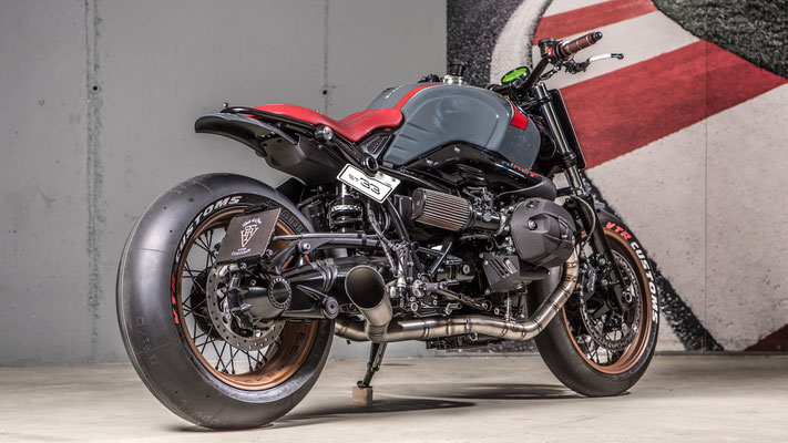 Ninets Vtr Customs