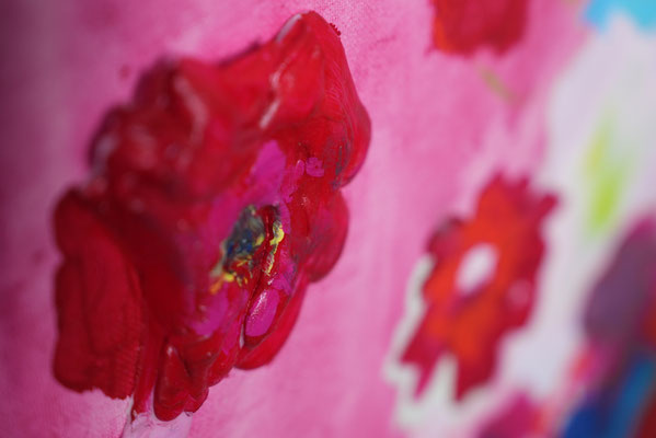 Biggie III (Detail), Acrylics, oil crayons and structure paste on canvas, 70 x 140 cm, 2024.