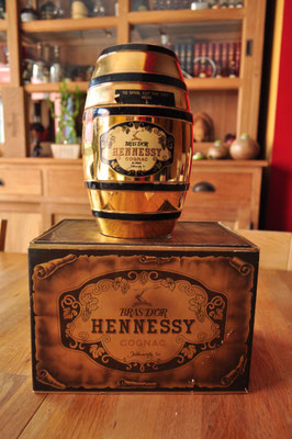 Bras d'Or gold barrel - Website of donhenny-hennessycollector!