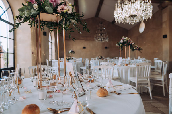 dinning room at Château Villerambert