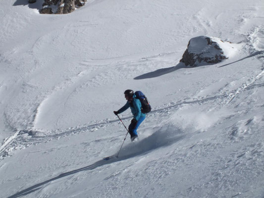 herrliche Abfahrt im Pulverschnee