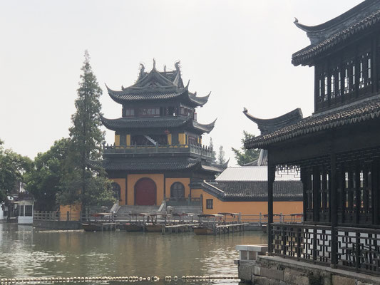 Qinghua Pavillion im Buddhistischen Tempel