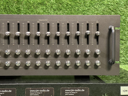 Equalizer Technics SH 9090 Universal Frequency Front