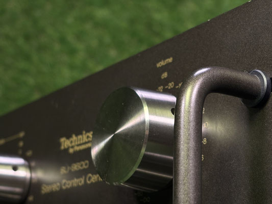 technics-su-9600-vorverstaerker-gesamtansicht.jpg