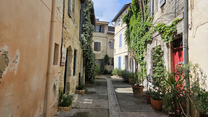Arles