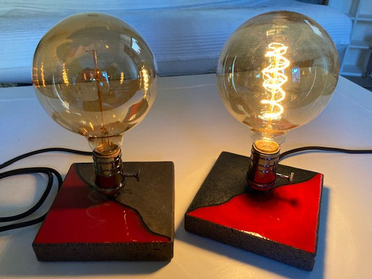 Lampe "Vintage" ampoule à filament ( diamètre 13 cm)