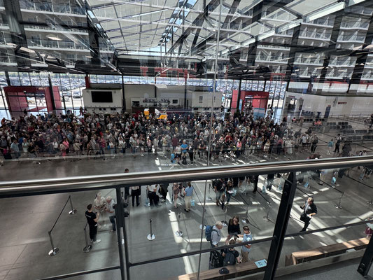 Bild: Abfehrtigungshalle