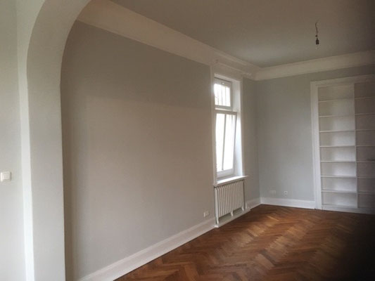 Neue Farbe, neuer Lack, Parkett geschliffen und geölt