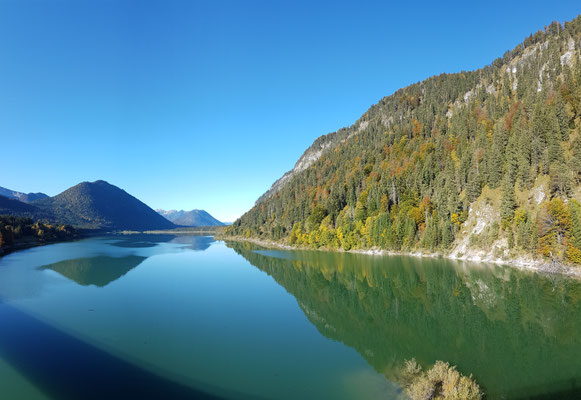 auf der Heimfahrt.....vorbei am Sylvenstein-Stausee (DE)....