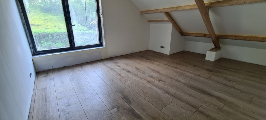 BTK Tegelzetters Venlo - inwassen - houtlook tegelvloer te Venlo