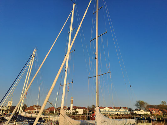 Yachthafen Insel Poel Timmendorf Strand und Yachtcharter Kunden
