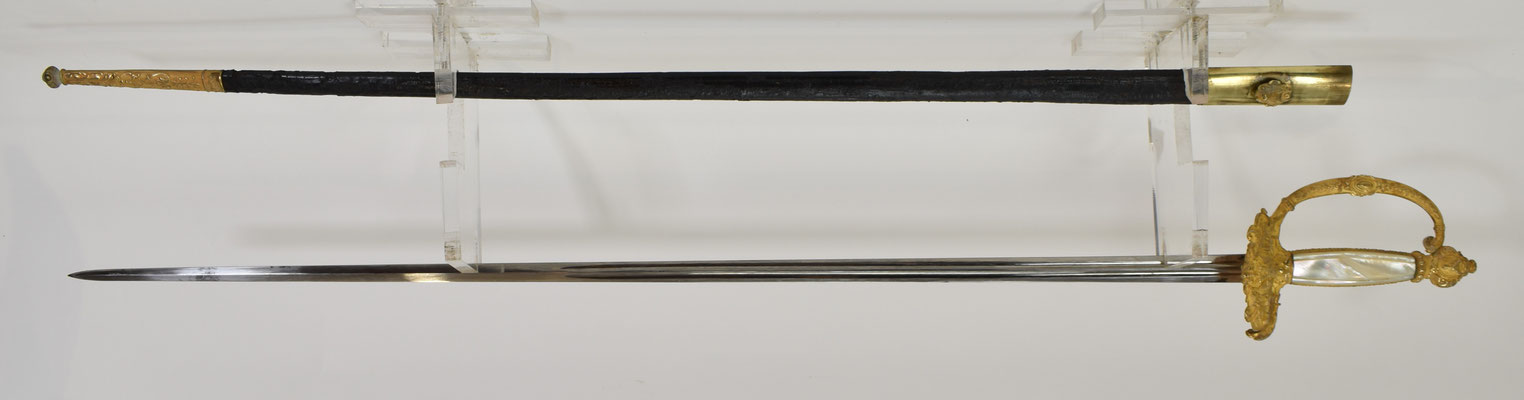 épée de louveterie second empire fourreau cuir noir .