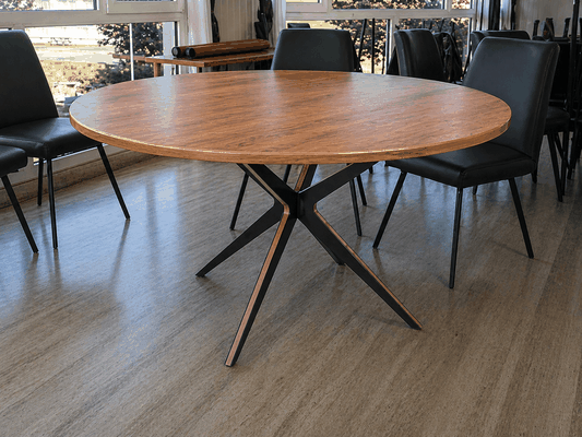 Grande table de réunion ronde sur piètement Mikado SebYa