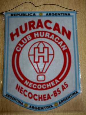 BANDERIN CLUB HURACAN DE NECOCHEA