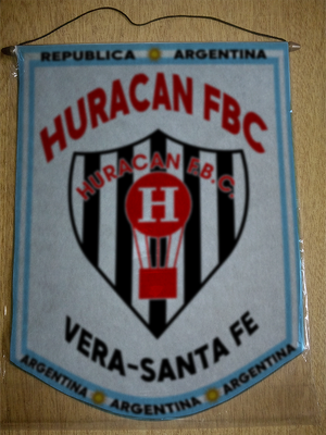 BANDERIN HURACAN FBC VERA SANTA FE
