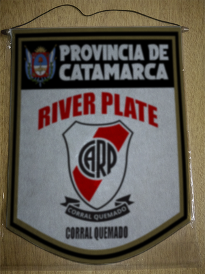 BANDERIN 40 CM DORADO RIVER PLATE CORRAL QUEMADO