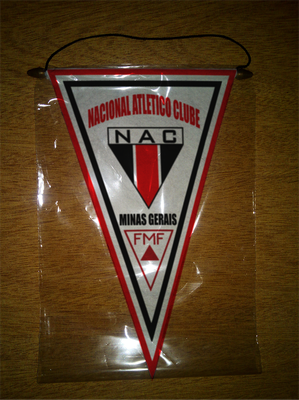 BANDERIN 37CM PAÑO NACIONAL ATLÉTICO CLUBE DE MURIAÉ
