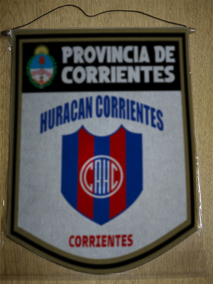 BANDERIN 40CM DORADO HURACAN CORRIENTES