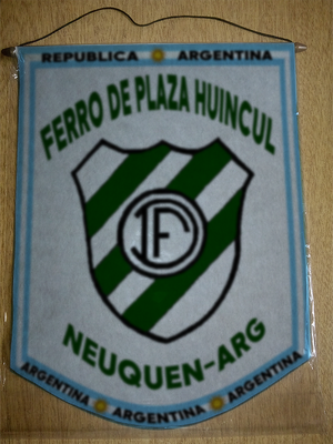 BANDERIN FERRO PLAZA HUINCUL NEUQUEN