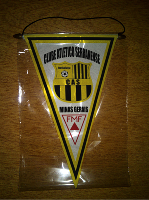 BANDERIN 37CM PAÑO CLUBE ATLÉTICO SERRANENSE ITATIAIUÇU