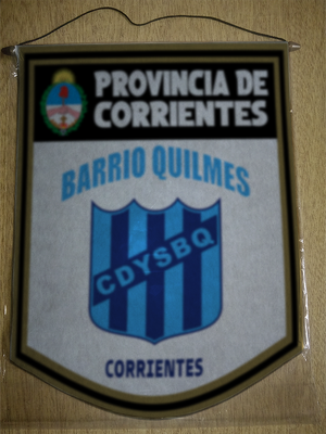 BANDERIN 40CM DORADO BARRIO QUILMES CORRIENTES