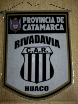 BANDERIN 40 CM DORADO RIVADAVIA HUACO